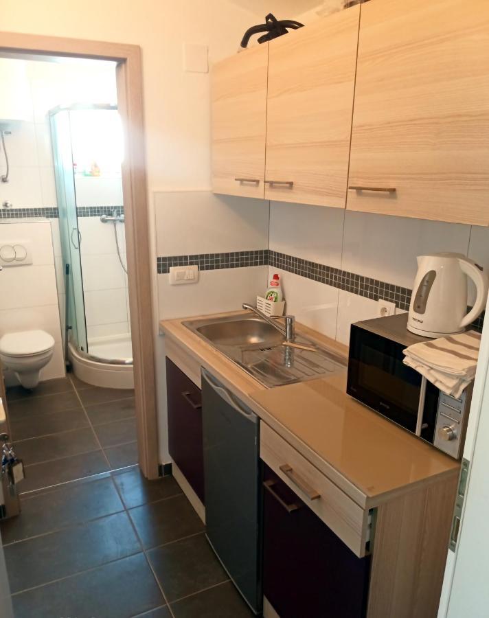 Abelia Pool View Studio Пула Екстериор снимка